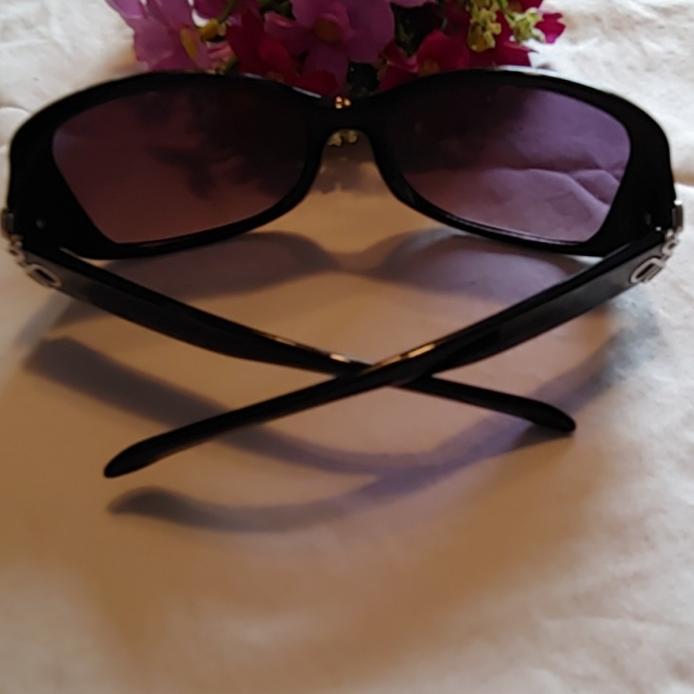 Sunglasses - Picture 2 of 3
